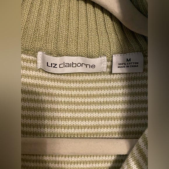 Women’s Liz Claiborne Quater Zip sweater. Medium - Picture 3 of 5